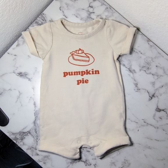 Cat & Jack Other - Cat & Jack Infant Boys Beige Pumpkin Pie Fall Short Sleeved Romper